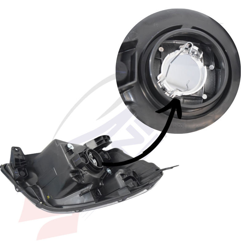 Suzuki Genuine Left-Side Headlight for WagonR - Enhanced Nighttime Visibility and Fog Protection - Ensure Safety with Integrated Fog Lights.